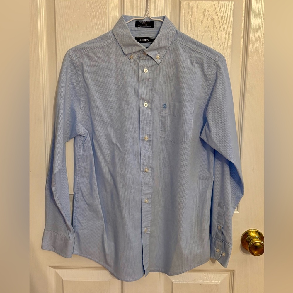 Boys IZOD Light Blue Button Down Shirt size Large (14-16)
